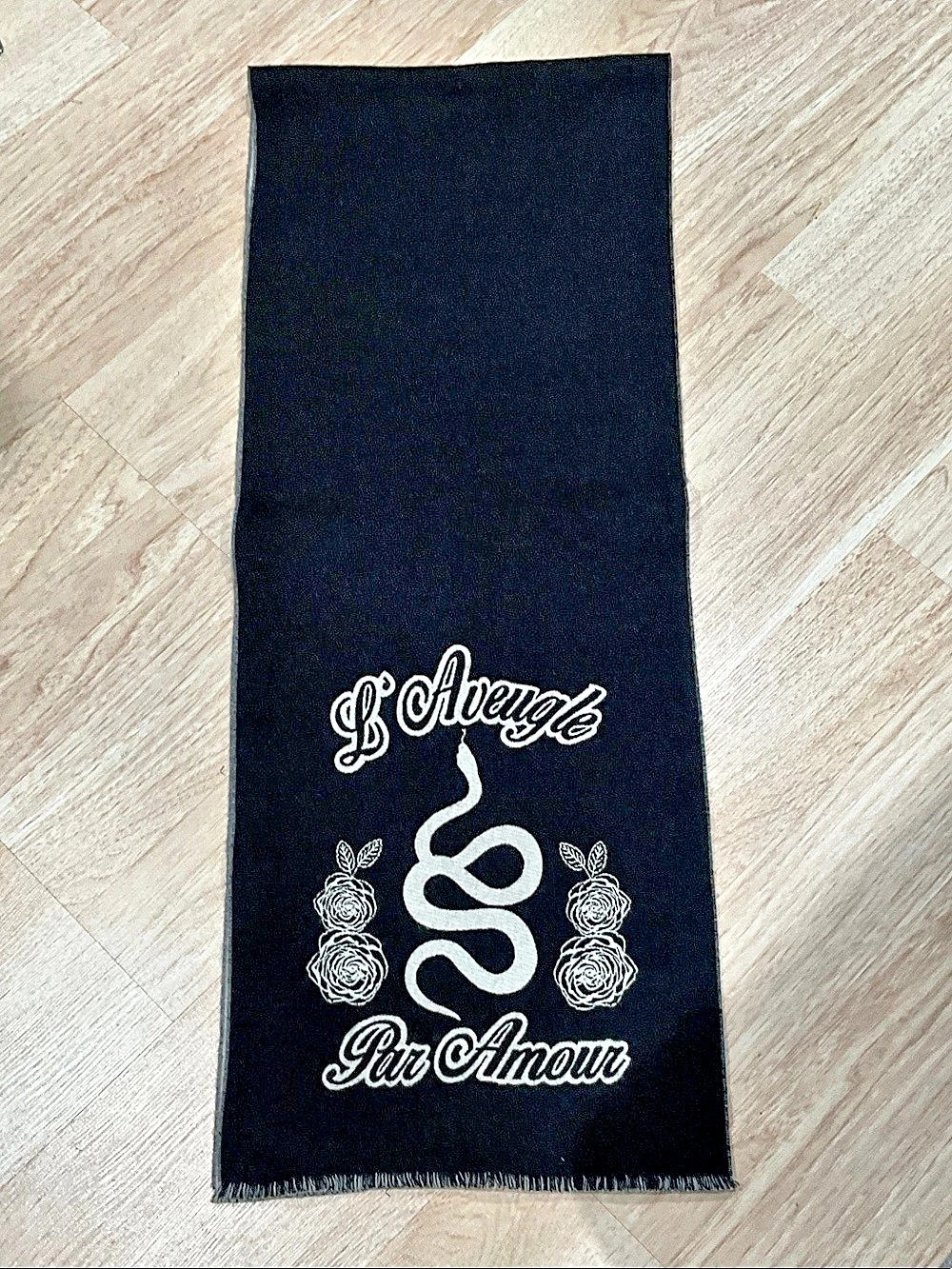 Gucci L'Aveugle Par Amour Snake Reversible Wool Scarf Black & Gray